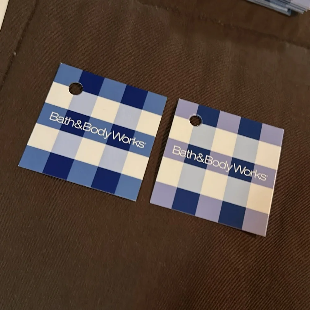 Bath & Body Works Small Gingham Gift Tags